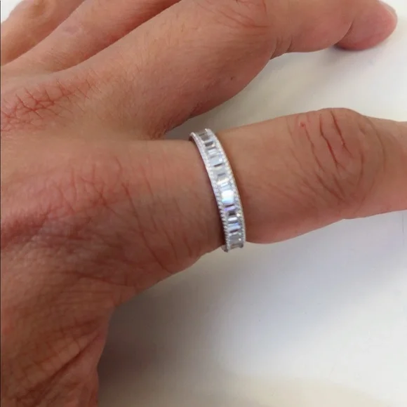 sterling silver 925 eternity ring - Picture 7 of 7